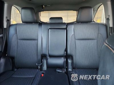 Zdjęcie 10 z 14 samochodu: 2019 TOYOTA HIGHLANDER LE PLUS VIN:5TDBZRFH4KS725651 - miniatura