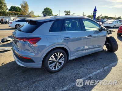 Trzecie zdjęcie samochodu z tyłu: 2023 AUDI Q4 E-TRON PREMIUM VIN:WA1ACBFZ6PP048563 - miniatura