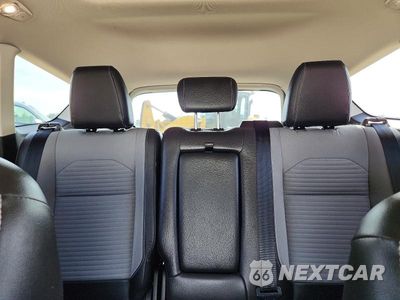 Zdjęcie 10 z 14 samochodu: 2017 FORD ESCAPE TITANIUM VIN:1FMCU9JD7HUD01601 - miniatura