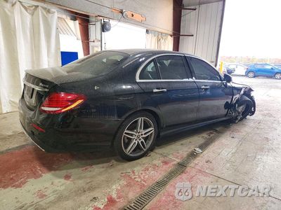 Trzecie zdjęcie samochodu z tyłu: 2018 MERCEDES-BENZ E 300 4MATIC VIN:WDDZF4KB0JA466976 - miniatura