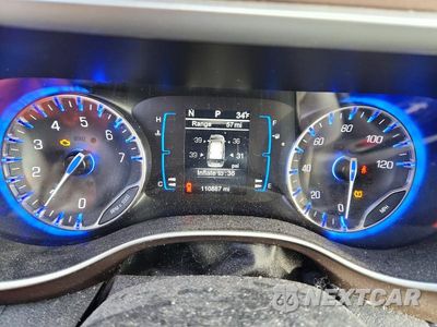 Zdjęcie 9 z 13 samochodu: 2017 CHRYSLER PACIFICA TOURING L VIN:2C4RC1BG5HR654122 - miniatura