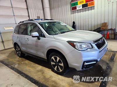 Czwarte zdjęcie samochodu z boku: 2017 SUBARU FORESTER 2.5I PREMIUM VIN:JF2SJAEC8HG451440 - miniatura