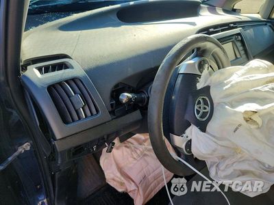 Zdjęcie 9 z 12 samochodu: 2013 TOYOTA PRIUS TWO VIN:JTDKN3DU6D1683721 - miniatura