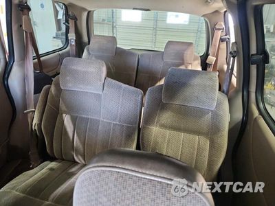Zdjęcie 10 z 13 samochodu: 2000 CHEVROLET VENTURE VIN:1GNDU03E7YD130673 - miniatura