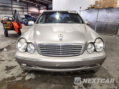 Piąte zdjęcie samochodu w środku: 2004 MERCEDES-BENZ C 240 VIN:WDBRF61J24E018636 - miniatura