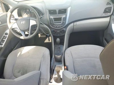 Zdjęcie 8 z 12 samochodu: 2017 HYUNDAI ACCENT SE VIN:KMHCT4AE8HU249667 - miniatura