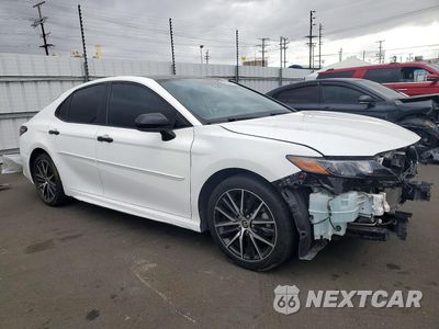 Czwarte zdjęcie samochodu z boku: 2021 TOYOTA CAMRY SE VIN:4T1G11AK8MU552728 - miniatura