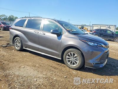 Czwarte zdjęcie samochodu z boku: 2022 TOYOTA SIENNA XLE VIN:5TDYSKFC1NS072775 - miniatura