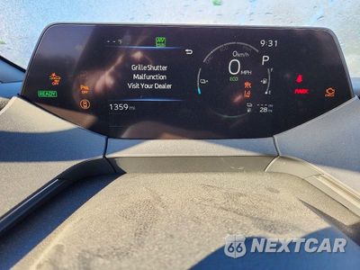 Zdjęcie 9 z 13 samochodu: 2026 TOYOTA PRIUS PLUG-IN HYBRID XSE VIN:JTDACACU2T3078492 - miniatura