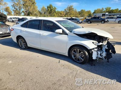 Czwarte zdjęcie samochodu z boku: 2017 TOYOTA CAMRY SE VIN:4T1BF1FK6HU728153 - miniatura