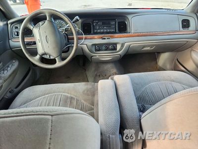 Zdjęcie 8 z 12 samochodu: 1997 FORD CROWN VICTORIA LX VIN:2FALP74W1VX235361 - miniatura