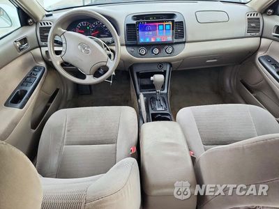 Zdjęcie 8 z 12 samochodu: 2006 TOYOTA CAMRY LE VIN:4T1BE32KX6U680366 - miniatura