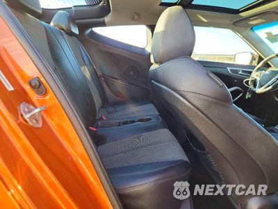 Zdjęcie 10 z 12 samochodu: 2013 HYUNDAI VELOSTER BASE VIN:KMHTC6AD6DU132523 - miniatura