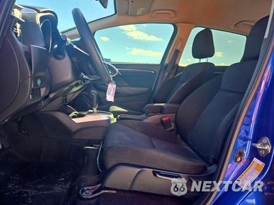 Zdjęcie 7 z 13 samochodu: 2019 HONDA FIT LX VIN:3HGGK5H44KM704796 - miniatura