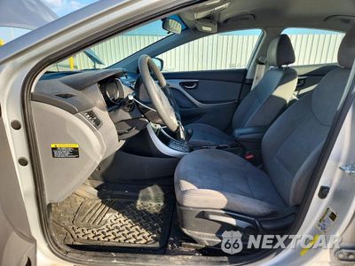 Zdjęcie 7 z 12 samochodu: 2013 HYUNDAI ELANTRA GLS VIN:5NPDH4AE2DH258427 - miniatura