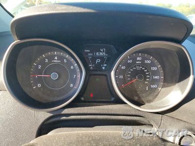 Zdjęcie 9 z 12 samochodu: 2013 HYUNDAI ELANTRA LIMITED VIN:5NPDH4AEXDH246266 - miniatura