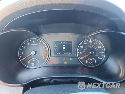 Zdjęcie 9 z 13 samochodu: 2017 KIA OPTIMA LX VIN:5XXGT4L39HG155398 - miniatura