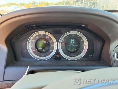 Zdjęcie 9 z 14 samochodu: 2013 VOLVO XC60 3.2 VIN:YV4952DL0D2412287 - miniatura