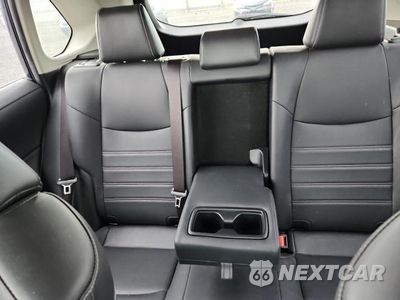 Zdjęcie 10 z 13 samochodu: 2020 TOYOTA RAV4 XLE PREMIUM VIN:JTMC1RFV5LD520757 - miniatura