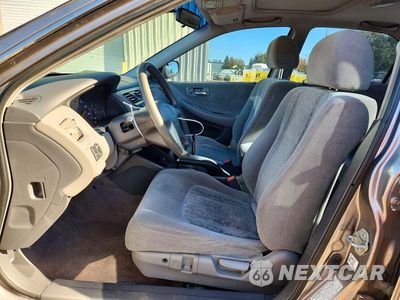 Zdjęcie 7 z 12 samochodu: 2000 HONDA ACCORD EX VIN:JHMCG5653YC028313 - miniatura