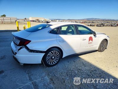 Trzecie zdjęcie samochodu z tyłu: 2021 HYUNDAI SONATA HYBRID VIN:KMHL34JJ0MA018951 - miniatura