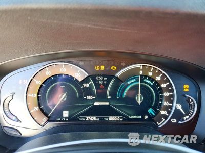 Zdjęcie 9 z 12 samochodu: 2019 BMW 530E VIN:WBAJA9C55KB393947 - miniatura