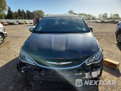 Piąte zdjęcie samochodu w środku: 2019 CHRYSLER PACIFICA LIMITED VIN:2C4RC1GG8KR708142 - miniatura
