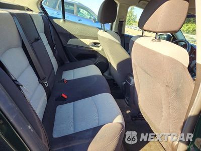 Zdjęcie 10 z 13 samochodu: 2014 CHEVROLET CRUZE LS VIN:1G1PA5SG8E7326302 - miniatura