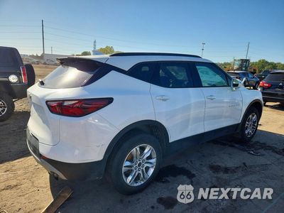 Trzecie zdjęcie samochodu z tyłu: 2019 CHEVROLET BLAZER 1LT VIN:3GNKBBRA4KS672821 - miniatura