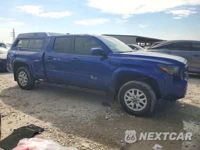Czwarte zdjęcie samochodu z boku: 2024 TOYOTA TACOMA SR5 VIN:3TMKB5FN4RM009099 - miniatura