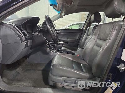 Zdjęcie 7 z 13 samochodu: 2007 HONDA ACCORD EX VIN:1HGCM56847A158472 - miniatura