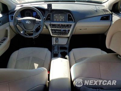 Zdjęcie 8 z 12 samochodu: 2016 HYUNDAI SONATA SE VIN:5NPE24AF2GH350558 - miniatura