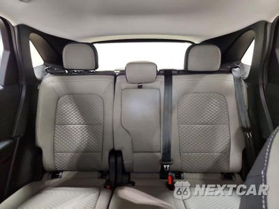 Zdjęcie 10 z 13 samochodu: 2022 FORD ESCAPE SE VIN:1FMCU9G67NUB17182 - miniatura
