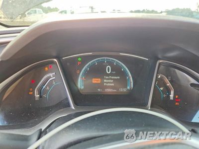 Zdjęcie 9 z 12 samochodu: 2017 HONDA CIVIC EX VIN:19XFC2F74HE204675 - miniatura