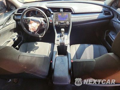 Zdjęcie 8 z 12 samochodu: 2016 HONDA CIVIC EX VIN:2HGFC2F70GH510504 - miniatura