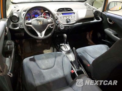 Zdjęcie 8 z 13 samochodu: 2009 HONDA FIT SPORT VIN:JHMGE88439S074874 - miniatura