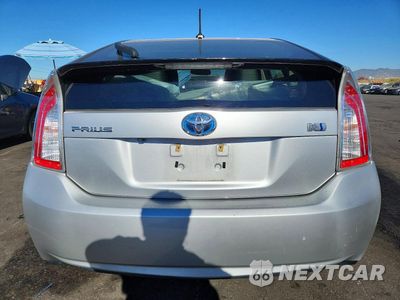 Zdjęcie 6 z 13 samochodu: 2014 TOYOTA PRIUS FOUR VIN:JTDKN3DU7E0359569 - miniatura