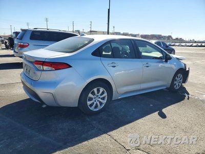 Trzecie zdjęcie samochodu z tyłu: 2020 TOYOTA COROLLA LE VIN:JTDEPRAE5LJ115255 - miniatura