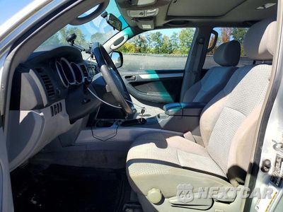 Zdjęcie 7 z 13 samochodu: 2006 TOYOTA 4RUNNER SR5 VIN:JTEBU14R960092550 - miniatura