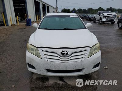 Piąte zdjęcie samochodu w środku: 2010 TOYOTA CAMRY LE VIN:4T1BF3EK1AU558612 - miniatura