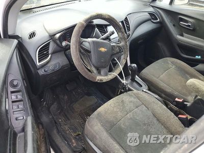 Zdjęcie 8 z 13 samochodu: 2017 CHEVROLET TRAX LS VIN:KL7CJNSB0HB220080 - miniatura