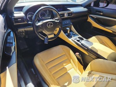 Zdjęcie 8 z 12 samochodu: 2017 LEXUS RC 200T VIN:JTHHA5BCXH5006292 - miniatura