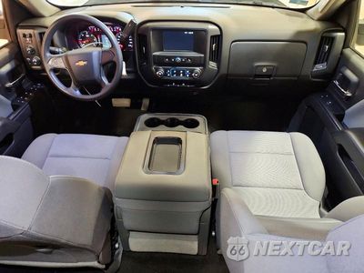 Zdjęcie 8 z 12 samochodu: 2018 CHEVROLET SILVERADO K1500 CUSTOM VIN:3GCUKPEC1JG210398 - miniatura