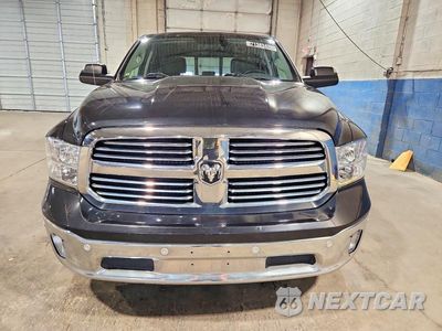 Piąte zdjęcie samochodu w środku: 2016 RAM 1500 SLT VIN:1C6RR7LT1GS366941 - miniatura
