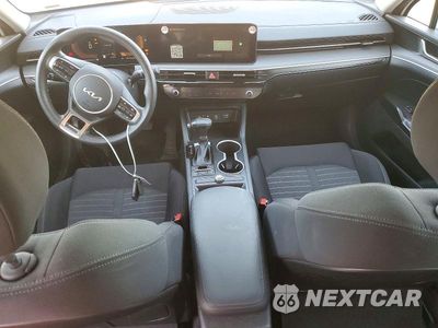 Zdjęcie 8 z 12 samochodu: 2026 KIA K5 LXS VIN:KNAG24J73T5426992 - miniatura