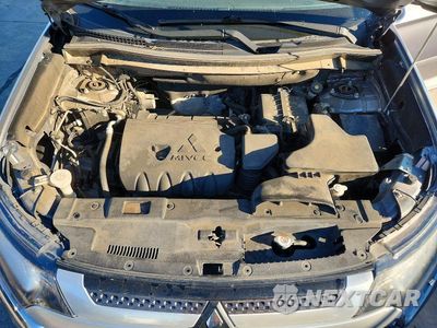 Zdjęcie 11 z 12 samochodu: 2019 MITSUBISHI OUTLANDER ES VIN:JA4AD2A30KZ007455 - miniatura