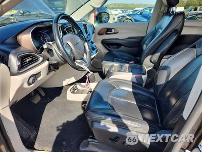 Zdjęcie 7 z 14 samochodu: 2017 CHRYSLER PACIFICA TOURING L VIN:2C4RC1BG0HR527231 - miniatura