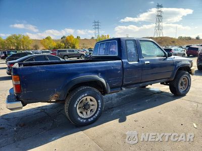 Trzecie zdjęcie samochodu z tyłu: 1992 TOYOTA PICKUP DELUXE VIN:JT4VN13D8N5100904 - miniatura