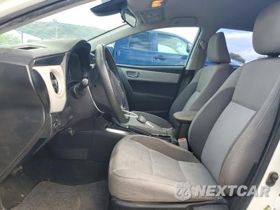 Zdjęcie 7 z 12 samochodu: 2019 TOYOTA COROLLA LE VIN:5YFBURHE0KP881082 - miniatura