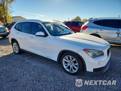 Czwarte zdjęcie samochodu z boku: 2013 BMW X1 XDRIVE28I VIN:WBAVL1C5XDVR90834 - miniatura